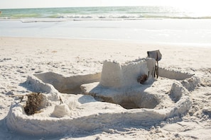 Chaise longue, serviettes de plage