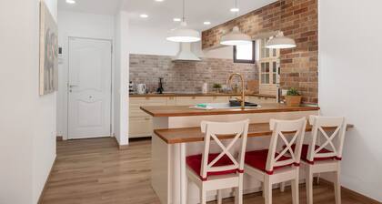 Vacation Villa 'Berkana De Lujo Con Piscina' with Private Pool, Wi-Fi and Air Conditioning