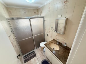 Apartment | Badezimmer