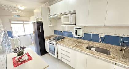 Pé na Areia Praia do Canto do Forte IV