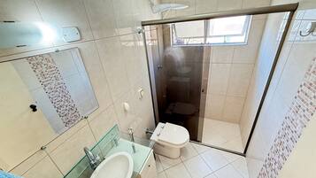 Apartamento família | Banheiro