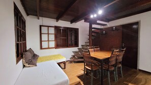 Interior - House 30 meters away from the Beach  (Armação dos Búzios)