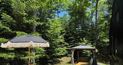 Chalet La Trepa | Ski, Spa, Sun Deck, Fire pit