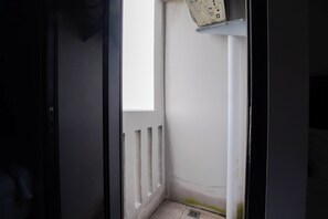 Deluxe Studio, Balcony, City View | Balcony - Apartemen Riverdale Cikarang By Abdihome (Cikarang)