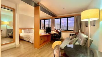 1 bedroom, desk, laptop workspace, blackout drapes