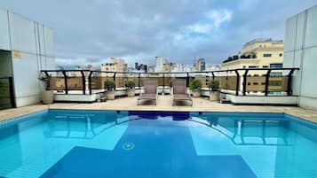 Piscina externa