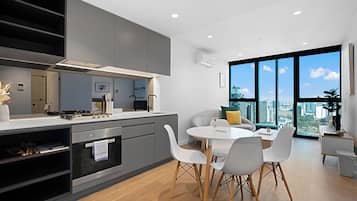 Apartment, 1 Bedroom | Private kitchen | Mini-fridge, microwave, oven, stovetop