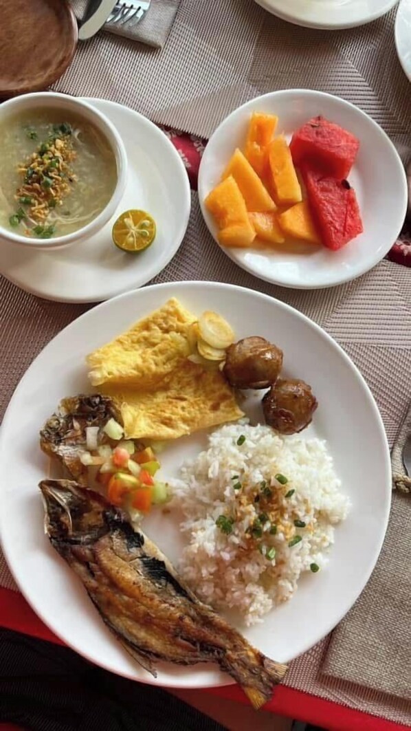 Bao gồm bữa sáng nấu theo yêu cầu hàng ngày