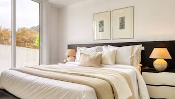 1 slaapkamer, een strijkplank/strijkijzer, gratis wifi, beddengoed