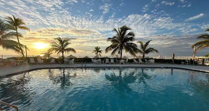 Palm Tree Cove - Stunning Partial Ocean Views; Beachfront Location!