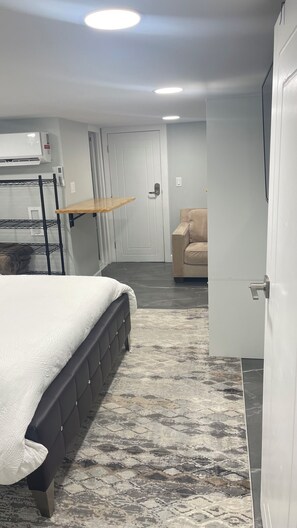 1 室のベッドルーム、アイロン / アイロン台、WiFi、ベッドシーツ