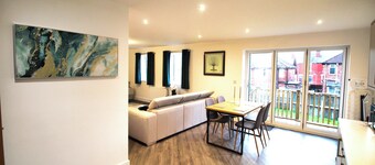 2 Bed Bungalow - Enclosed Garden - Wheel Chair Acc