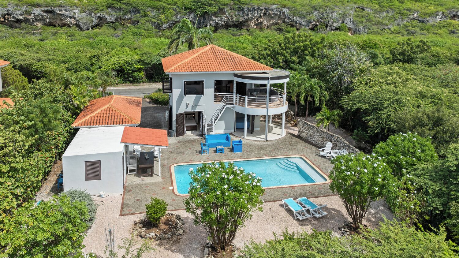 20241121©ingevanaltena 001