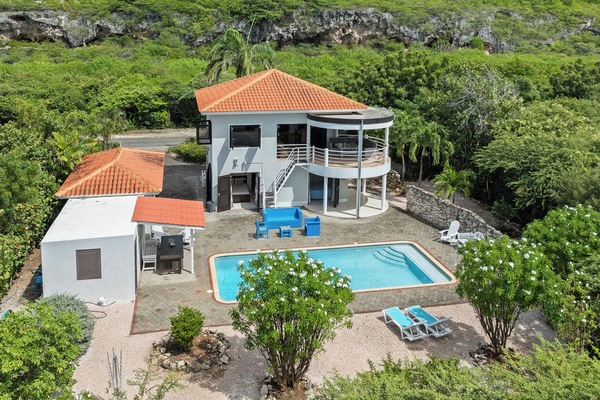 20241121©ingevanaltena 001