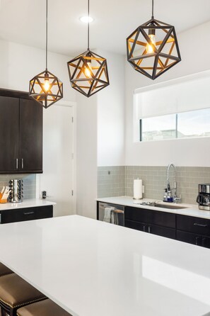 Fridge, microwave, dishwasher, coffee/tea maker