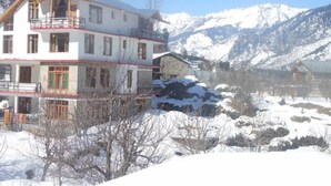 Exterior - Redrosecottages  (Manali)