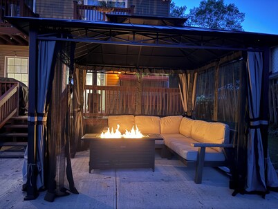 Take a break and unwind at Plymouth Lakefront Retreat with a Hot Tub