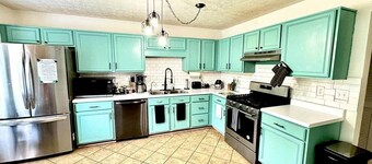 3 Bed | 2.5 Bath | Townhome | Family/Pet Friendly