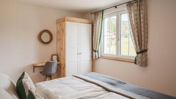 2 bedrooms, individually furnished, iron/ironing board