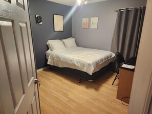 1 bedroom, iron/ironing board, WiFi, bed sheets
