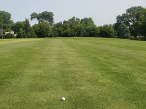Golf - Cozy 2-bedroom house in Alma with WiFi, AC close to Harlan Lake and hunting. (Alma)