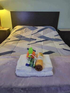 2 bedrooms, WiFi, bed sheets