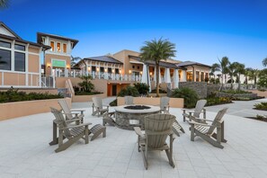 Terrace/patio - Spacious 9-bedroom resort with WiFi, fitness room in quiet Kissimmee by Disney. (Kissimmee)