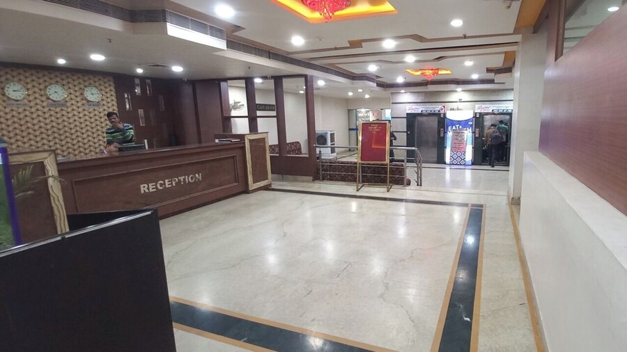 Hotel Grand Samdareeya - Jabalpur