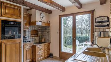 Réfrigérateur, micro-ondes, four, lave-vaisselle