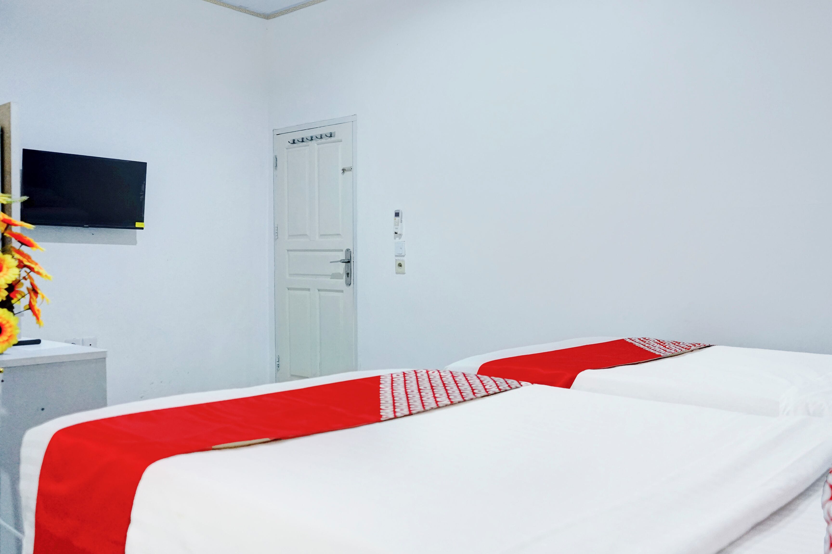 Photo - Hotel O Padang City Center Near Pantai Padang Formerly Hotel Siti Nurbaya