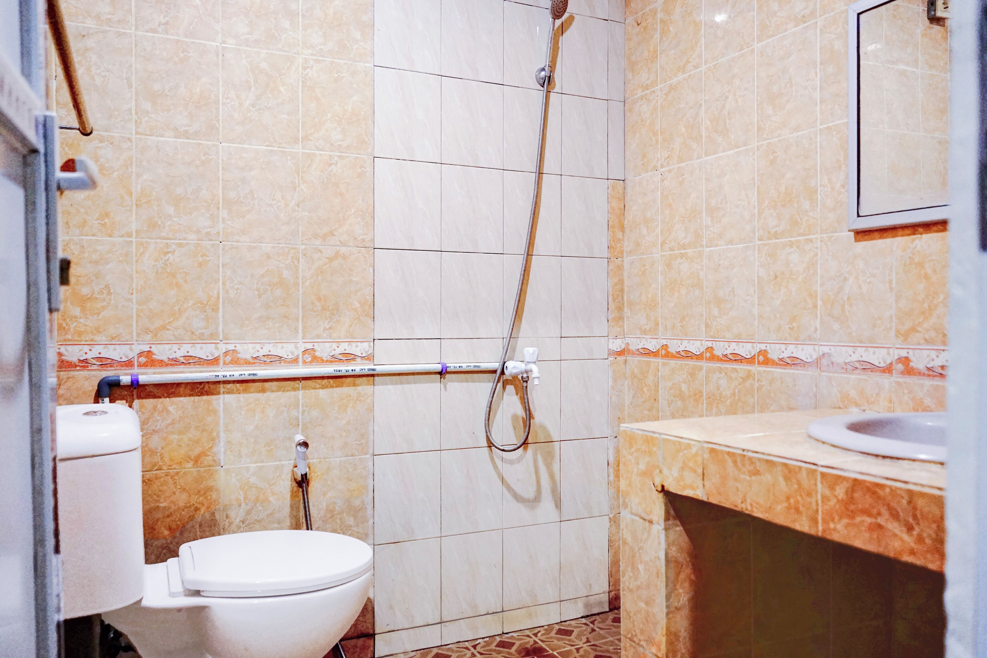 Photo - Hotel O Padang City Center Near Pantai Padang Formerly Hotel Siti Nurbaya