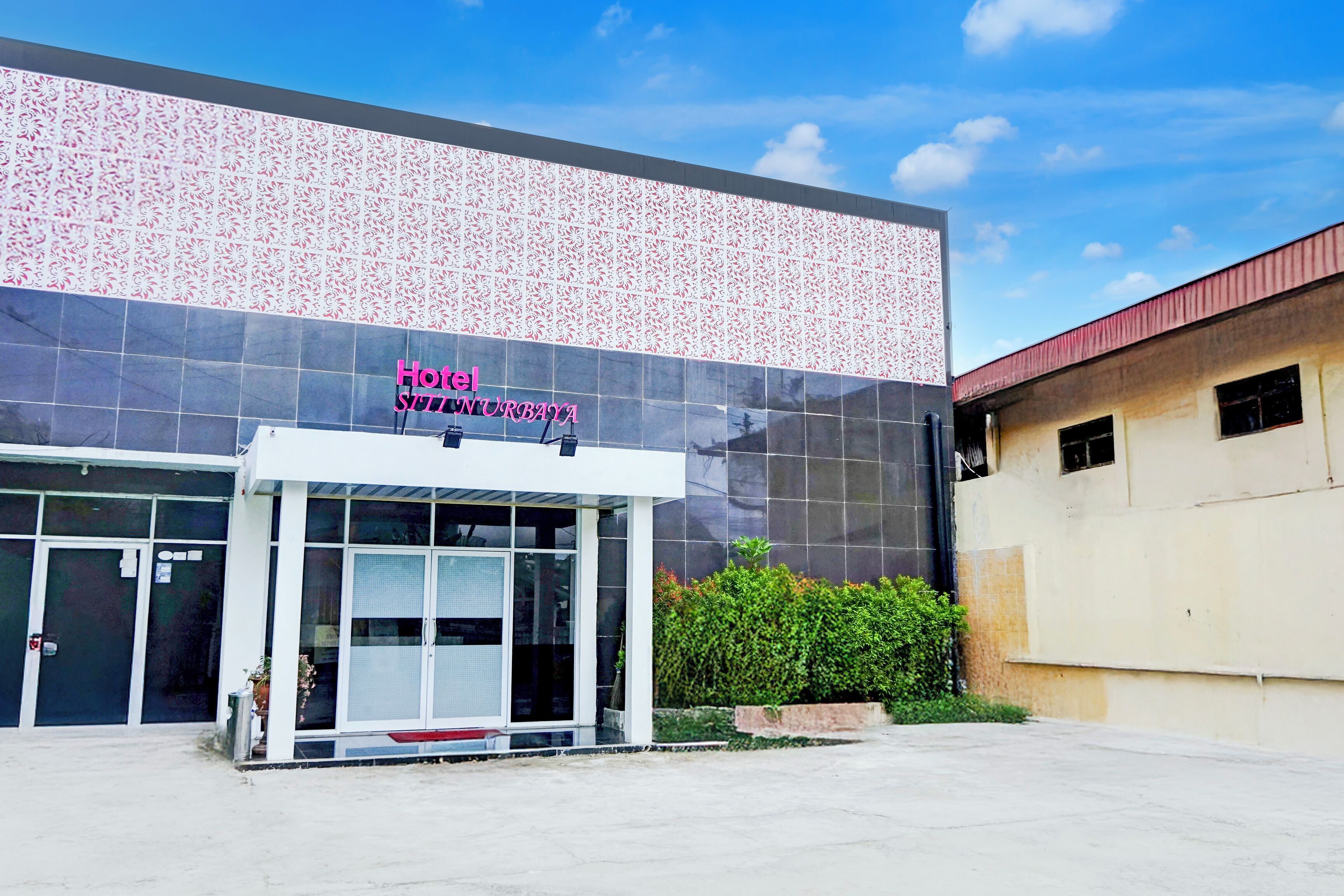 Photo - Hotel O Padang City Center Near Pantai Padang Formerly Hotel Siti Nurbaya