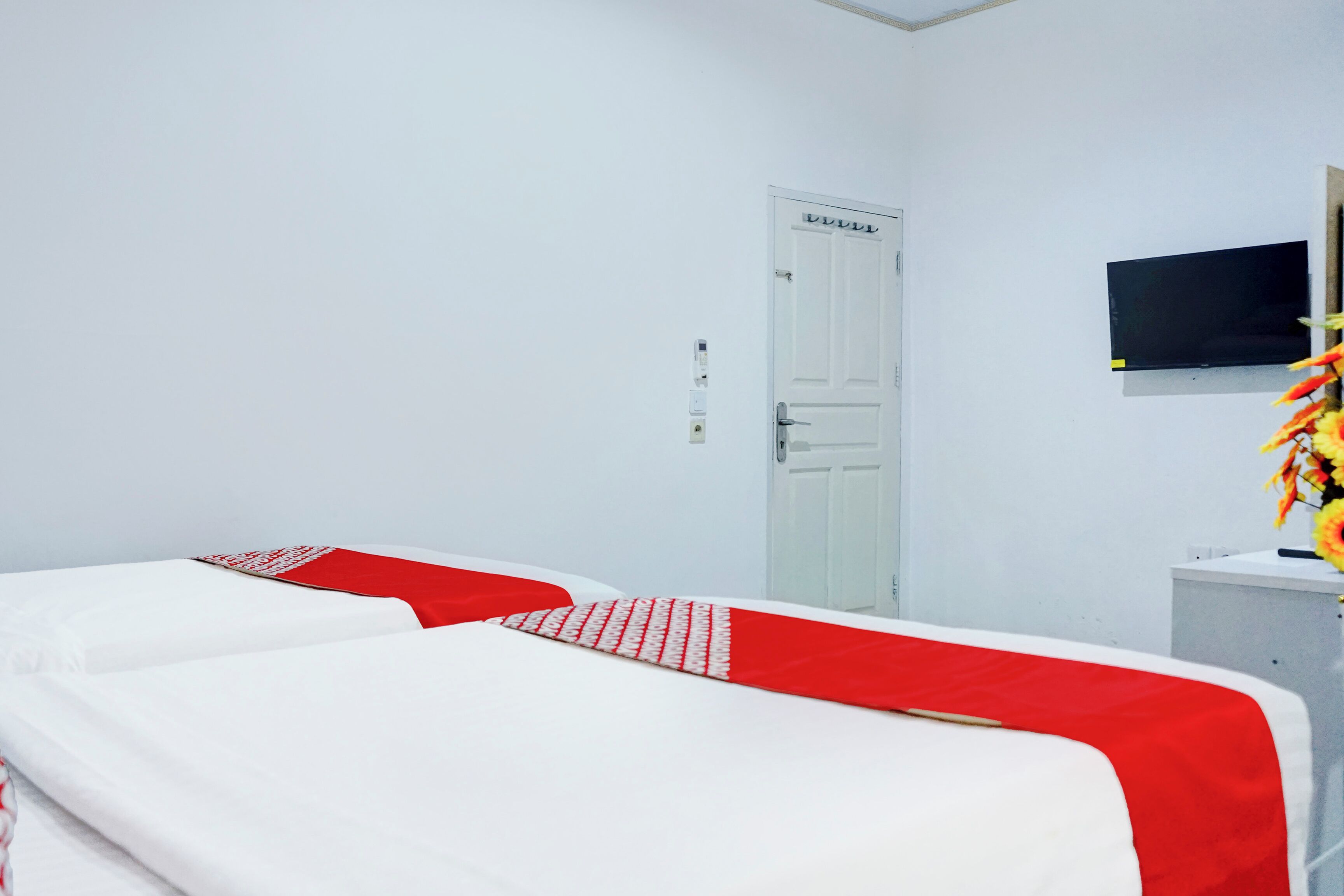 Photo - Hotel O Padang City Center Near Pantai Padang Formerly Hotel Siti Nurbaya