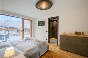 Family Apartment, 2 Bedrooms, 2 Bathrooms, Mountainside (Edelweiss) | View from room