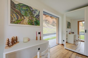Apartamento família, 2 quartos, 2 banheiros, ao lado da montanha (Edelweiss) | Vista do quarto