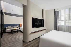 Luxury Studio Suite, Housekeeping, City View