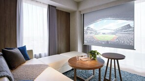 Elite Single Room | In-room safe, free WiFi, bed sheets