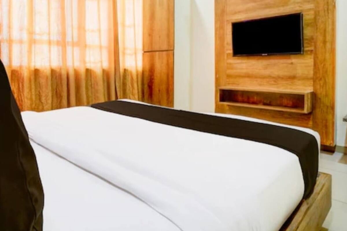 Habitación doble Deluxe, vista a la ciudad | Wifi gratis y ropa de cama
