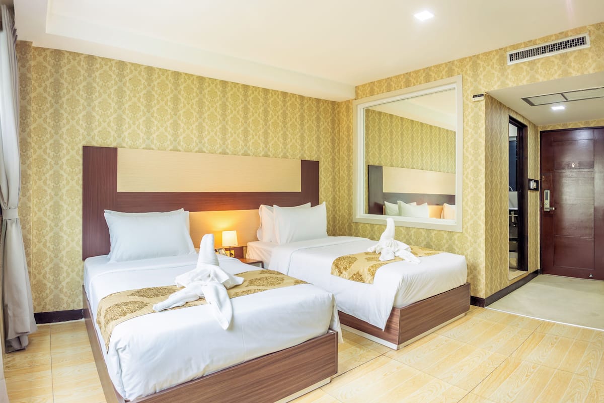 In-room safe, desk, laptop workspace, iron/ironing board