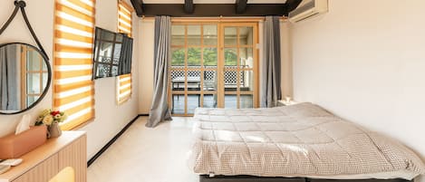 Basic Room, 1 Bedroom (Room 301) | 1 bedroom, free WiFi
