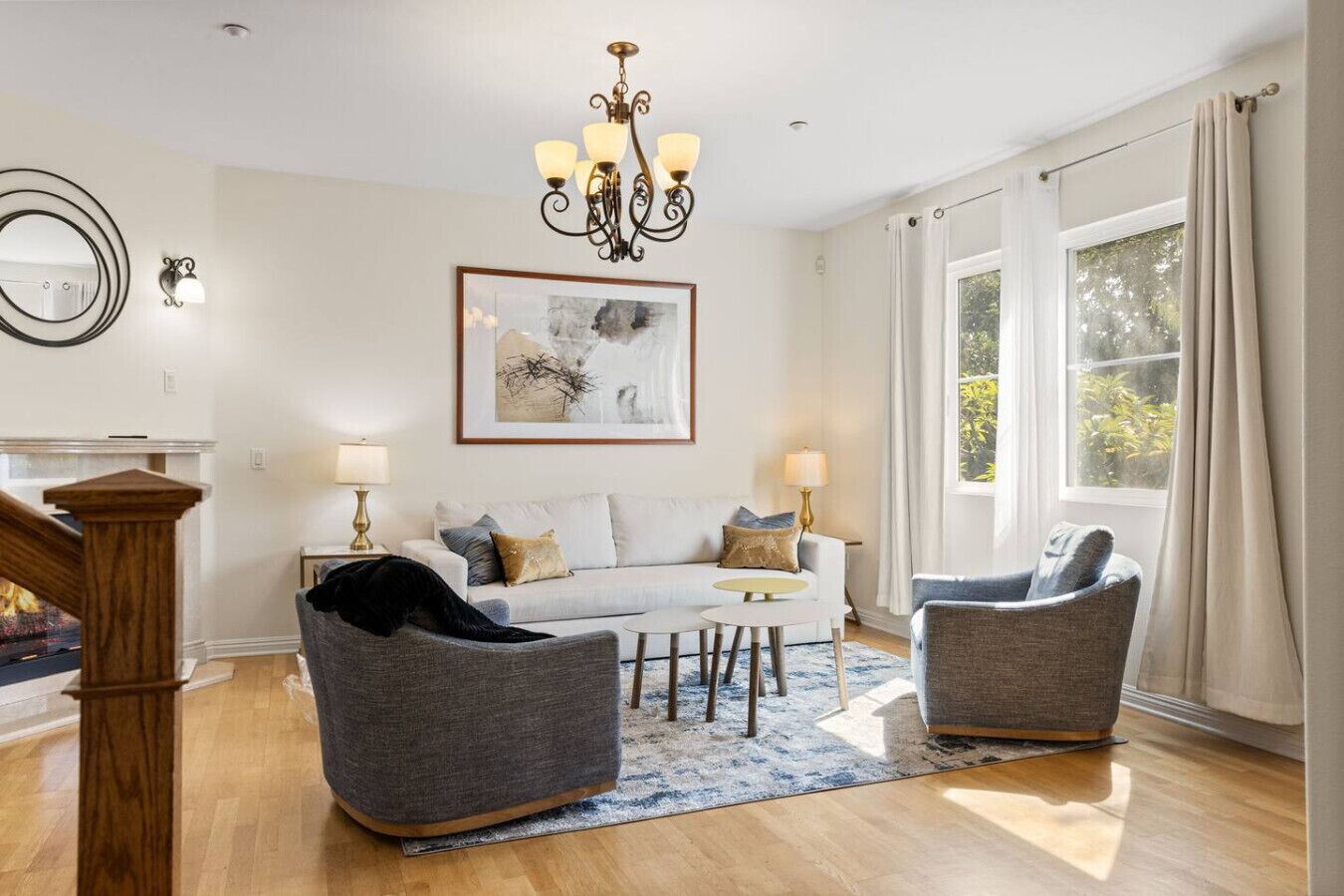 Smart-tv och eldstad