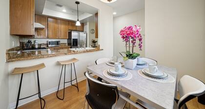 Spacious 4-bedroom 3bath Towsnhome with parking provided, Pet friendly!