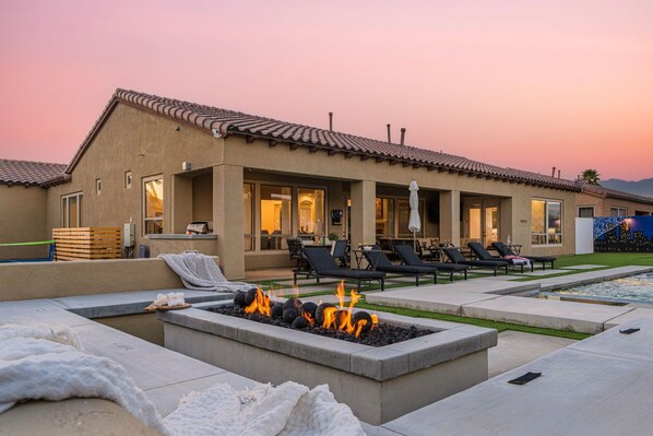 Exterior - Spider Man House (Indio)