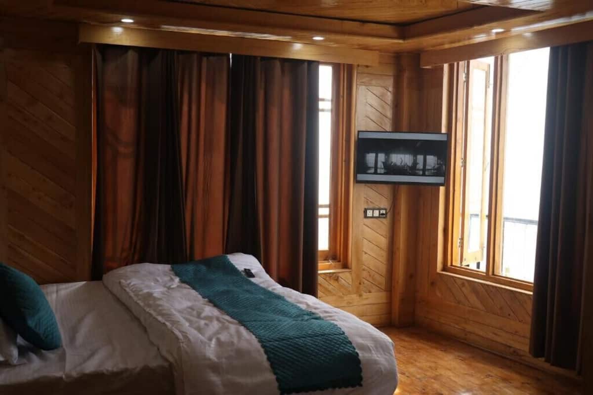 ห้องดีลักซ์ดับเบิลหรือทวิน, วิวภูเขา | Wi-Fi ฟรี