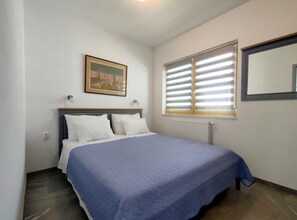 Apartamento (Comfort One Bedroom Apartment with Se) | 1 quarto, Wi-Fi de cortesia