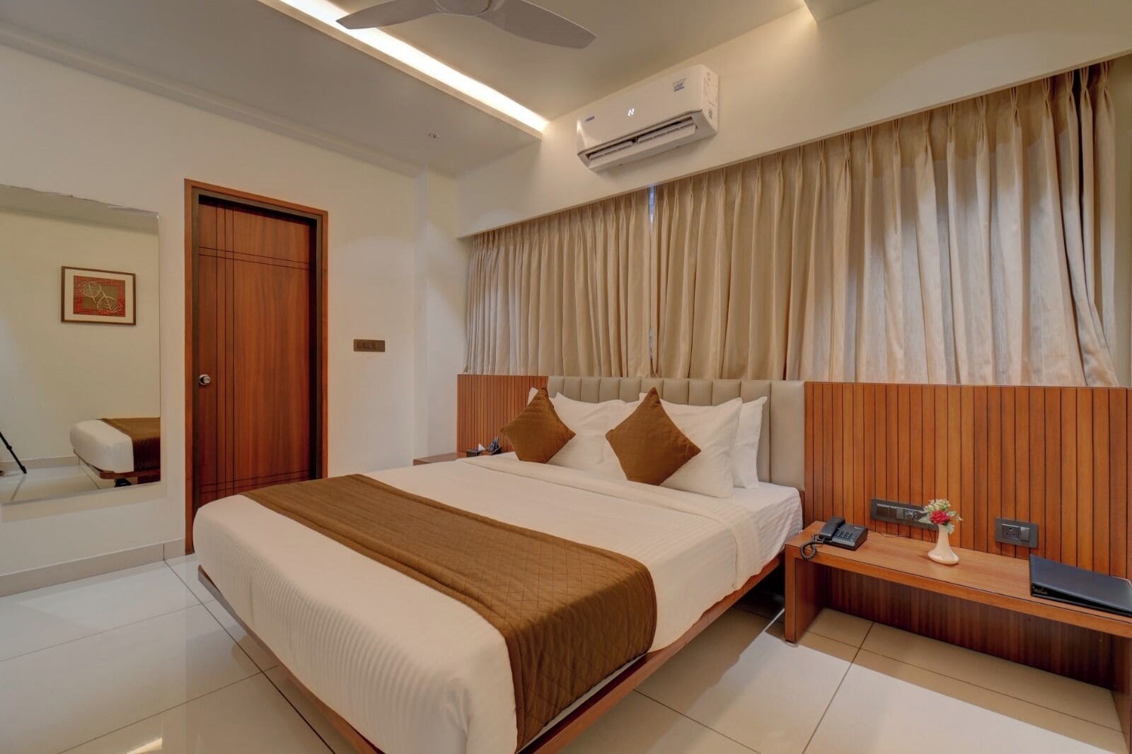 Superior Room with City View | Kostenloses WLAN