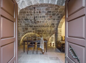 Deluxe Apartment, Balcony, Garden View