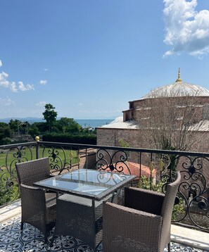 Televisión de 42 pulgadas con canales por satélite