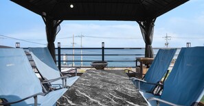 VIP Caravan | Terrace/patio - Space Yeongdeok (Yeongdeok)