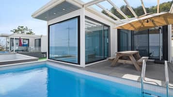 Special Poolvilla (Random)